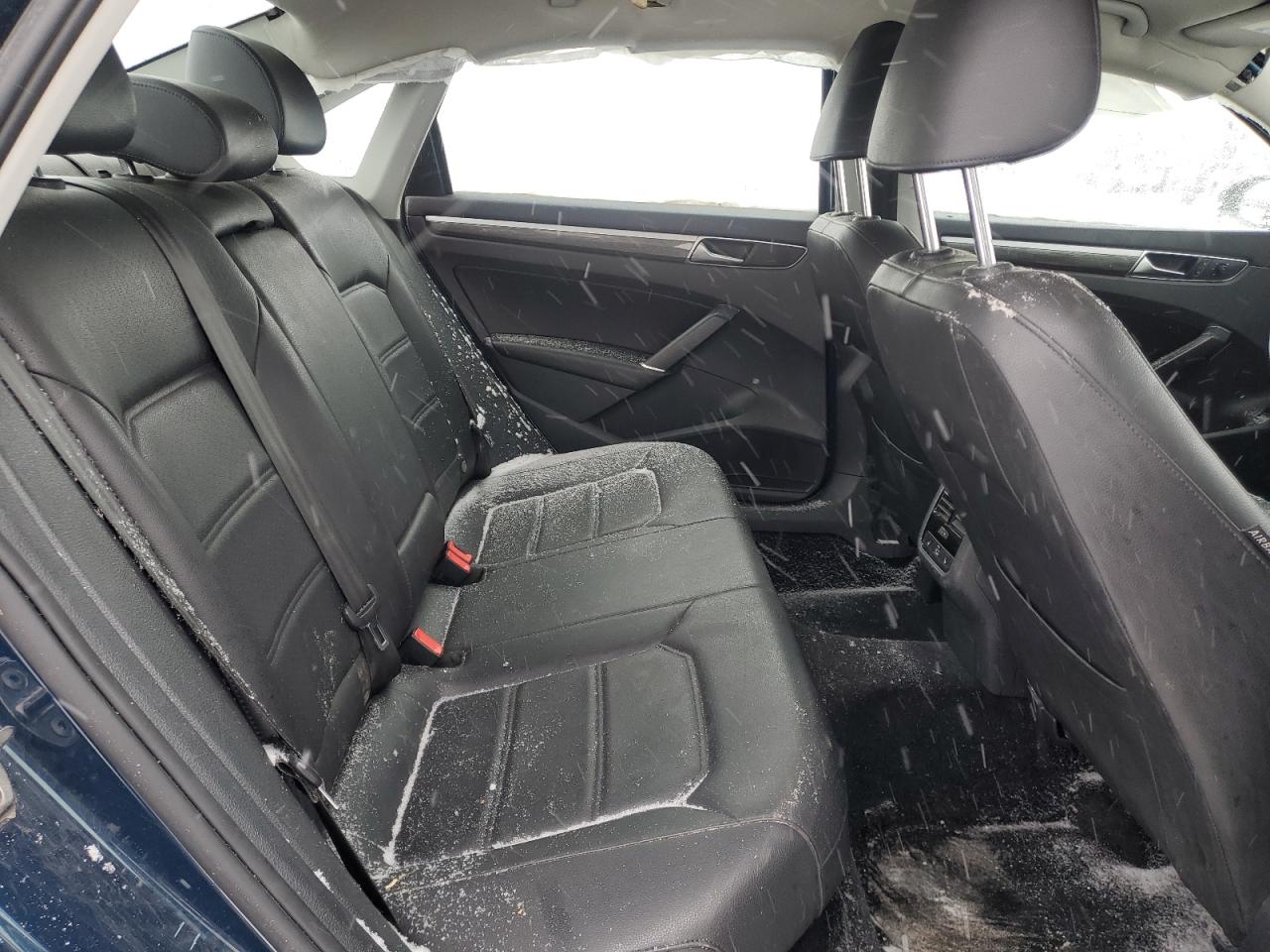 2018 Volkswagen Passat Se VIN: 1VWBA7A38JC014684 Lot: 87945015