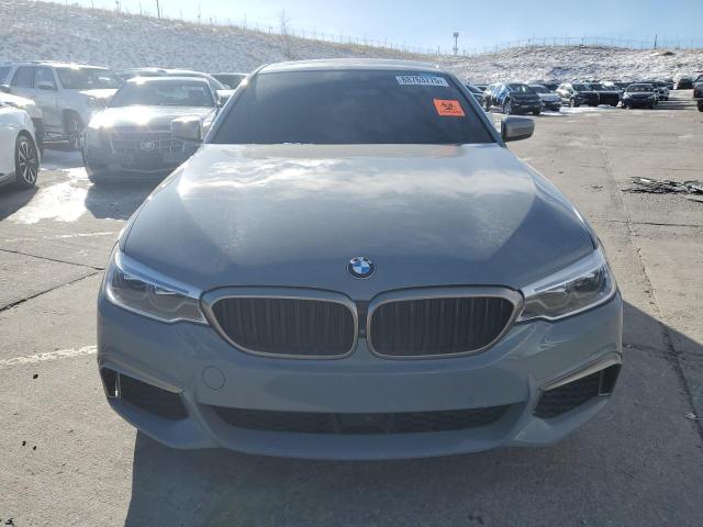 BMW M5 2018 Серый