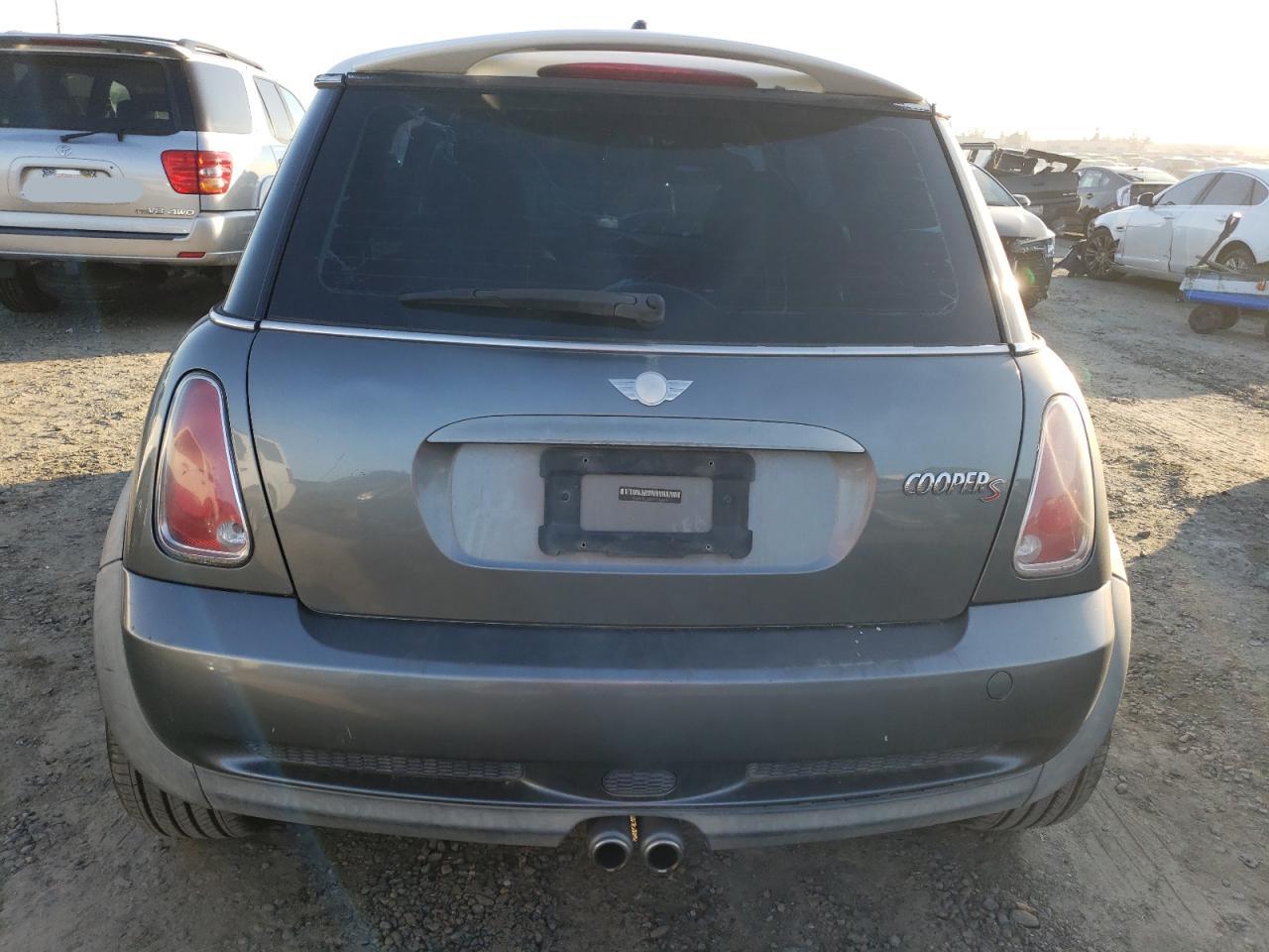 2006 MINI Cooper - Image 6