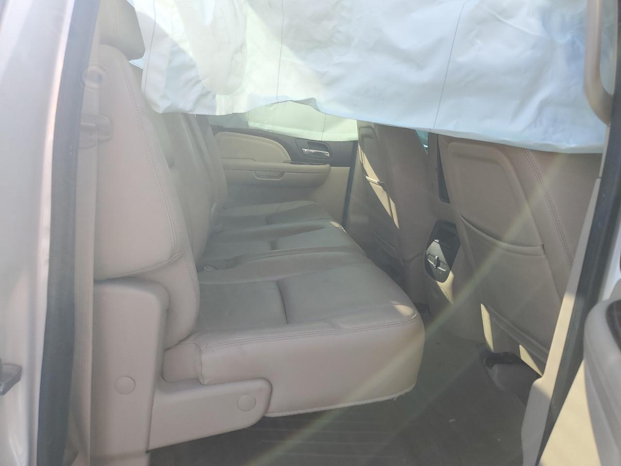 2011 GMC Sierra - Image 10