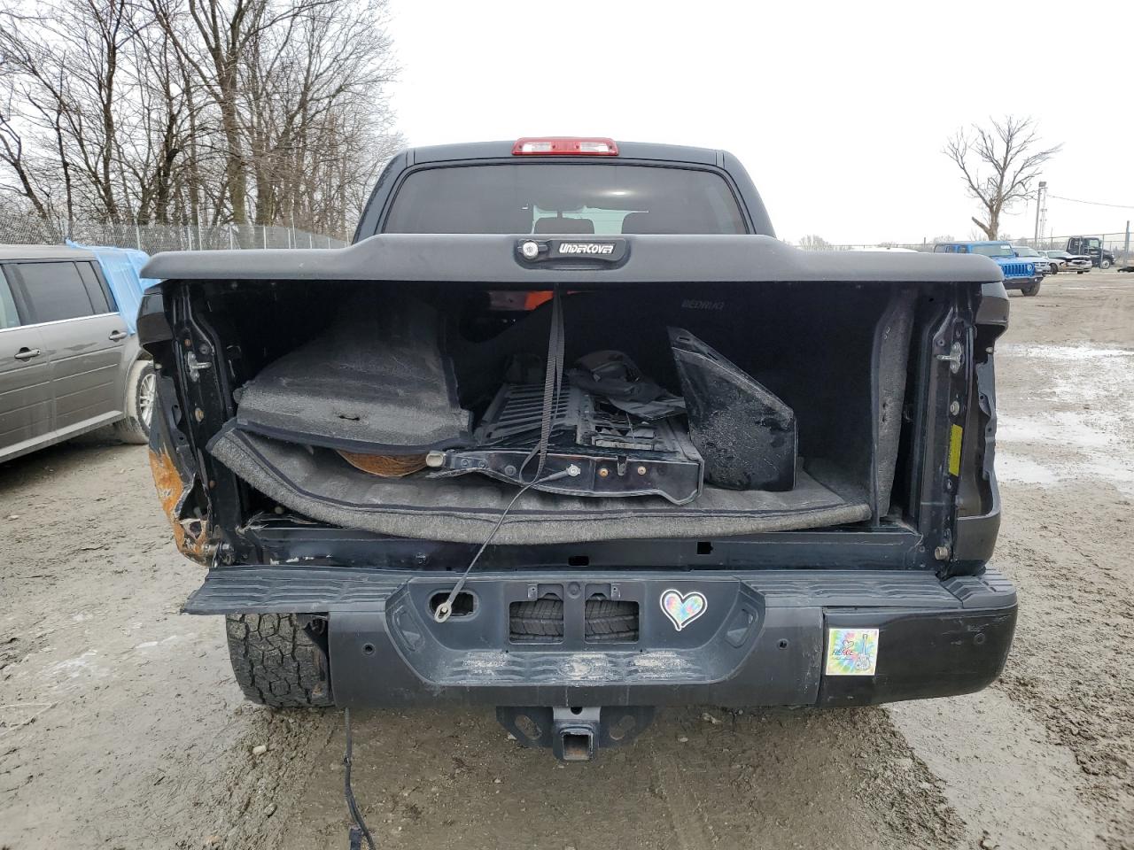 2015 Toyota Tundra - Image 6