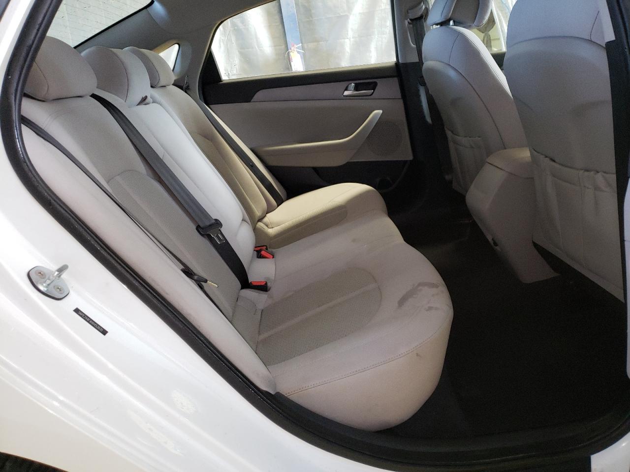 2017 Hyundai Sonata - Image 10