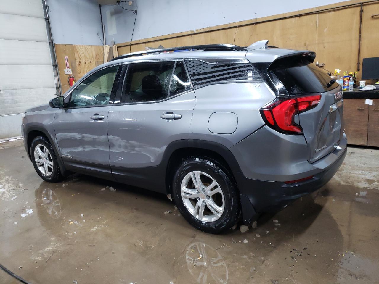 2019 GMC Terrain - Image 2