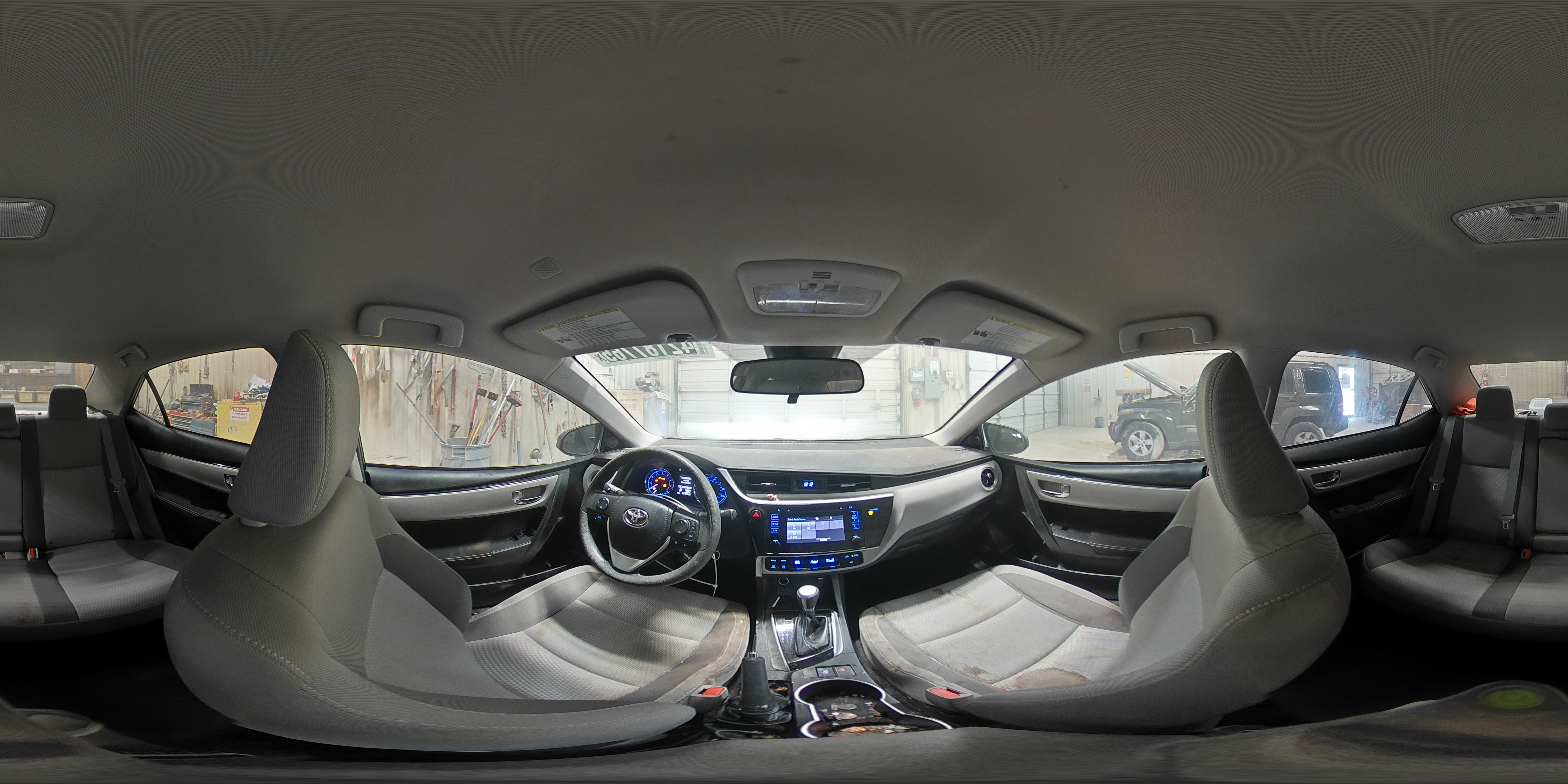 2019 Toyota Corolla - Image 13