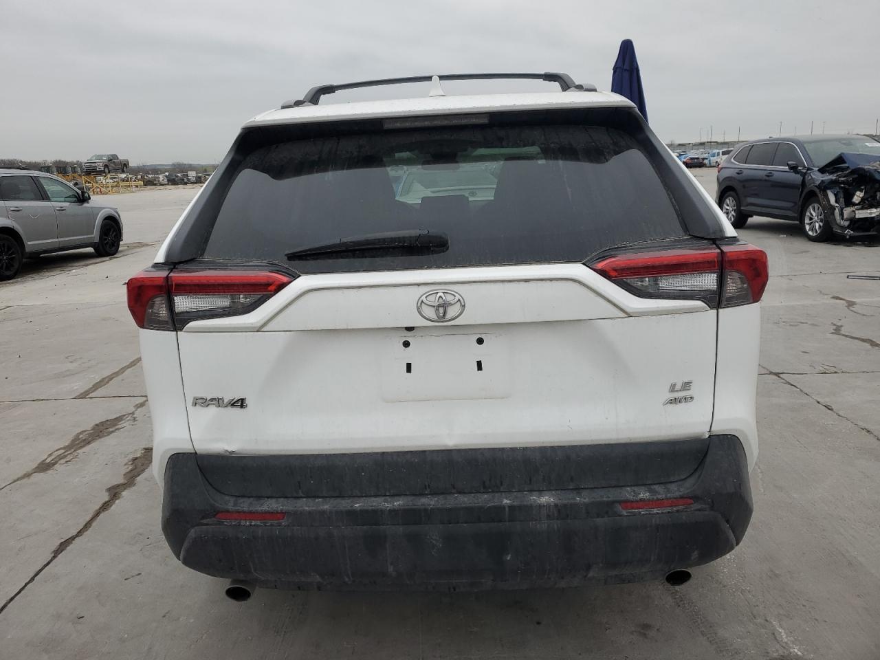 2021 Toyota RAV 4 - Image 6