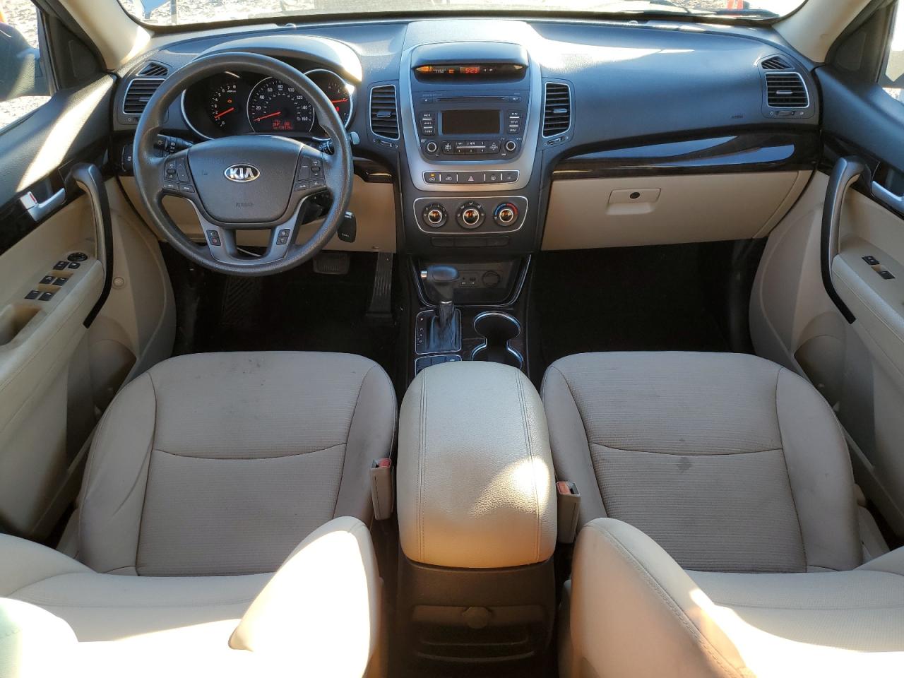 2015 Kia Sorento - Image 8
