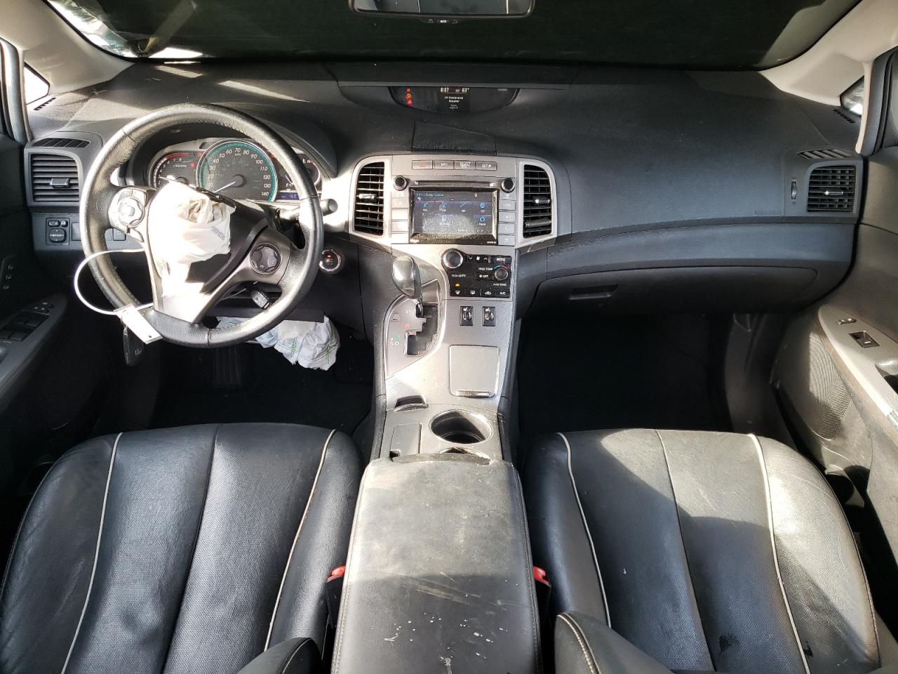 2015 Toyota Venza - Image 8