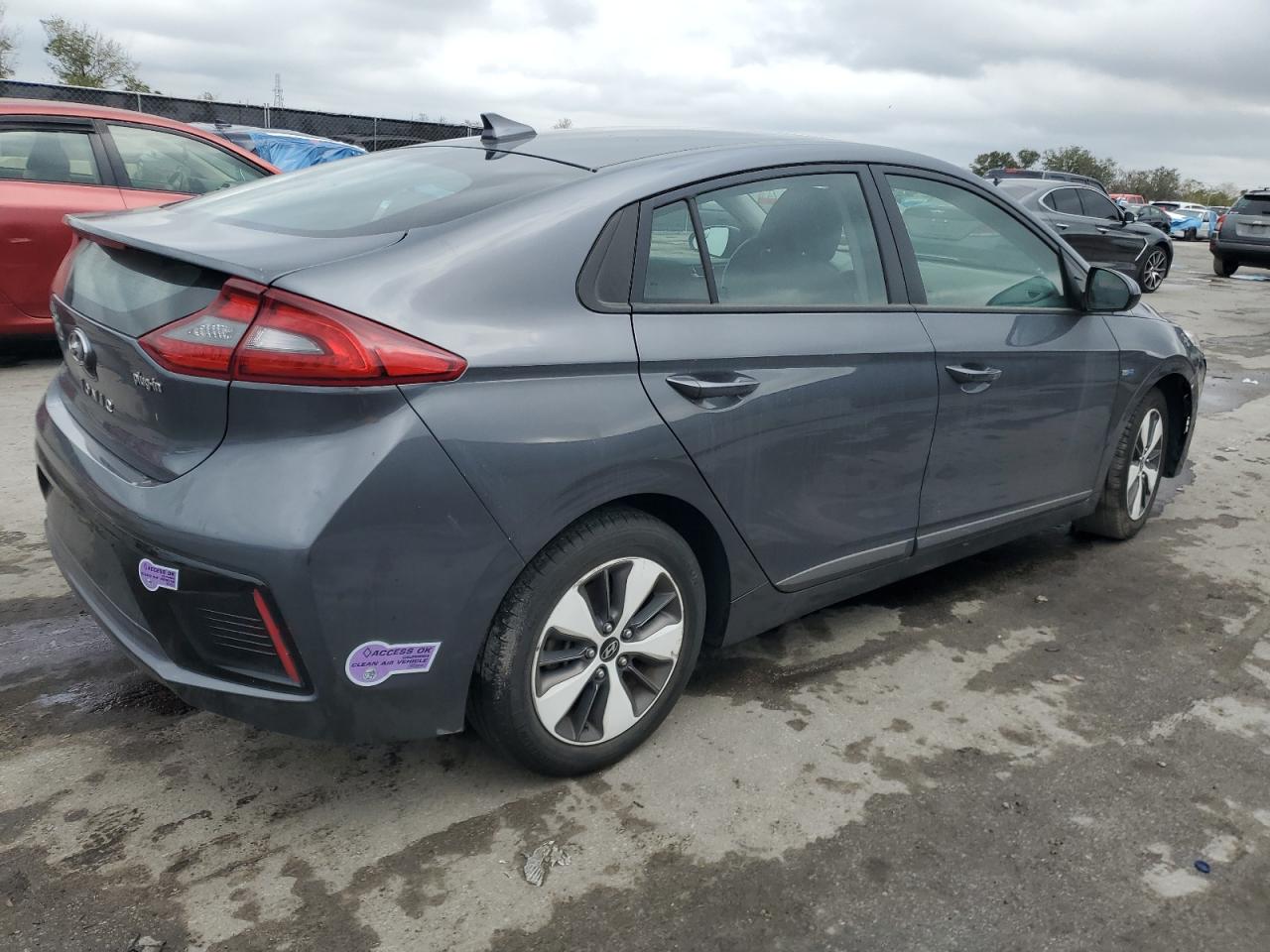 VIN KMHC65LD3KU115884 2019 HYUNDAI IONIQ no.3