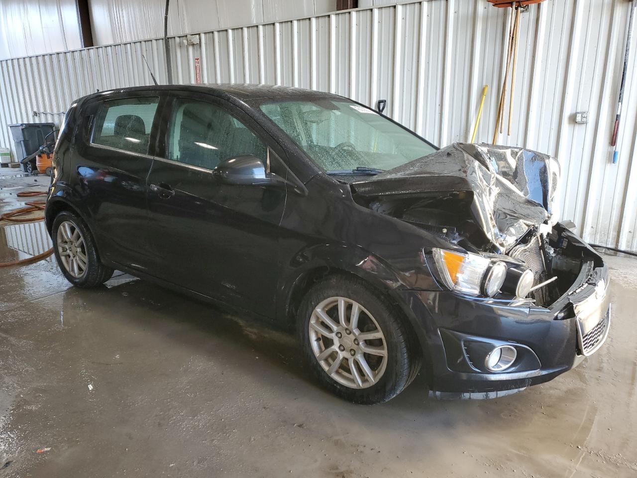 2013 Chevrolet Sonic - Image 4