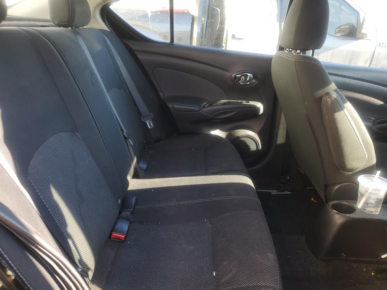 2016 Nissan Versa - Image 11