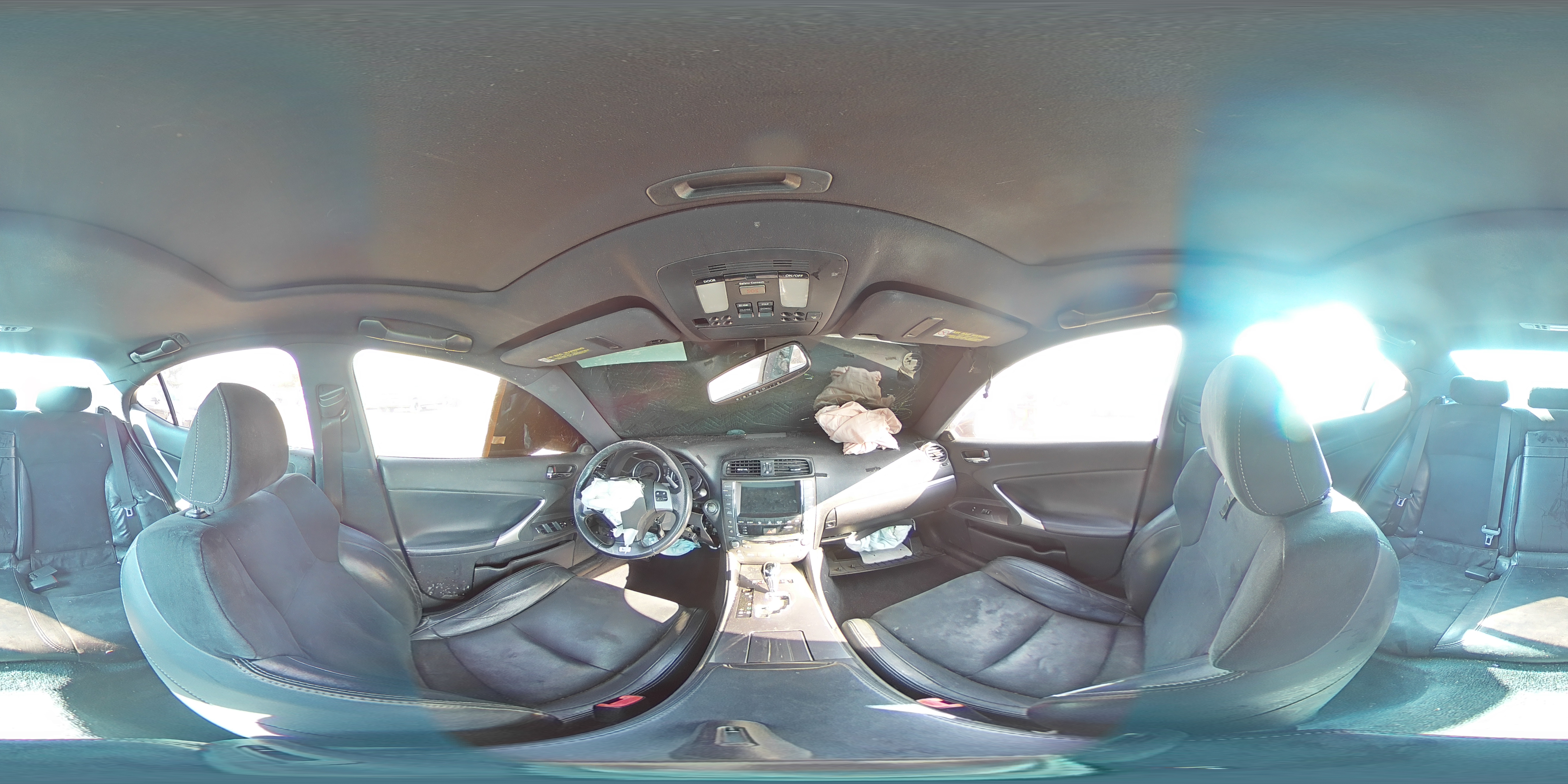 2011 Lexus IS - Image 13