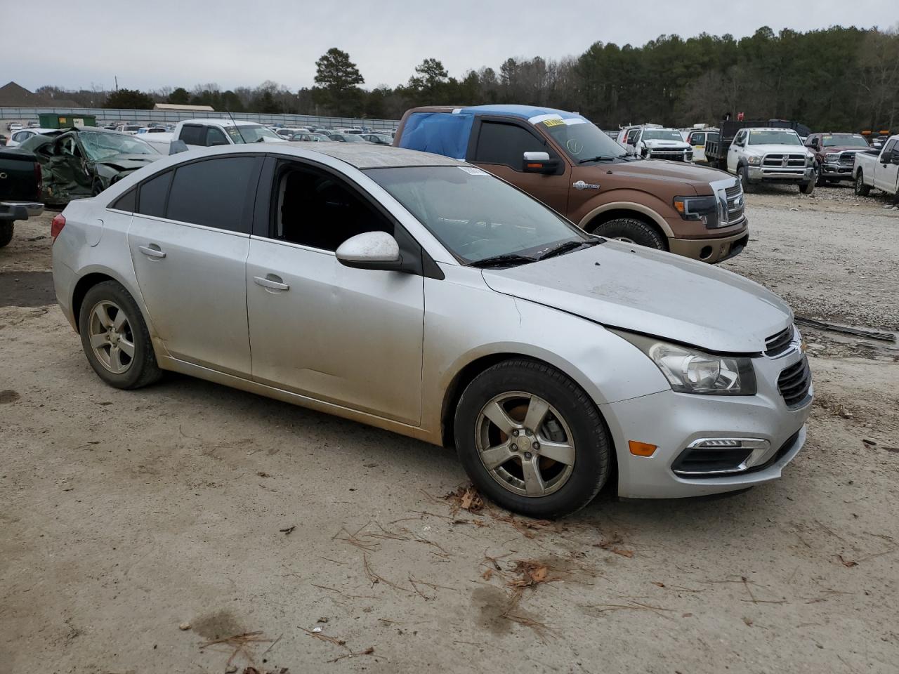 VIN 1G1PE5SB3G7126391 2016 CHEVROLET CRUZE no.4