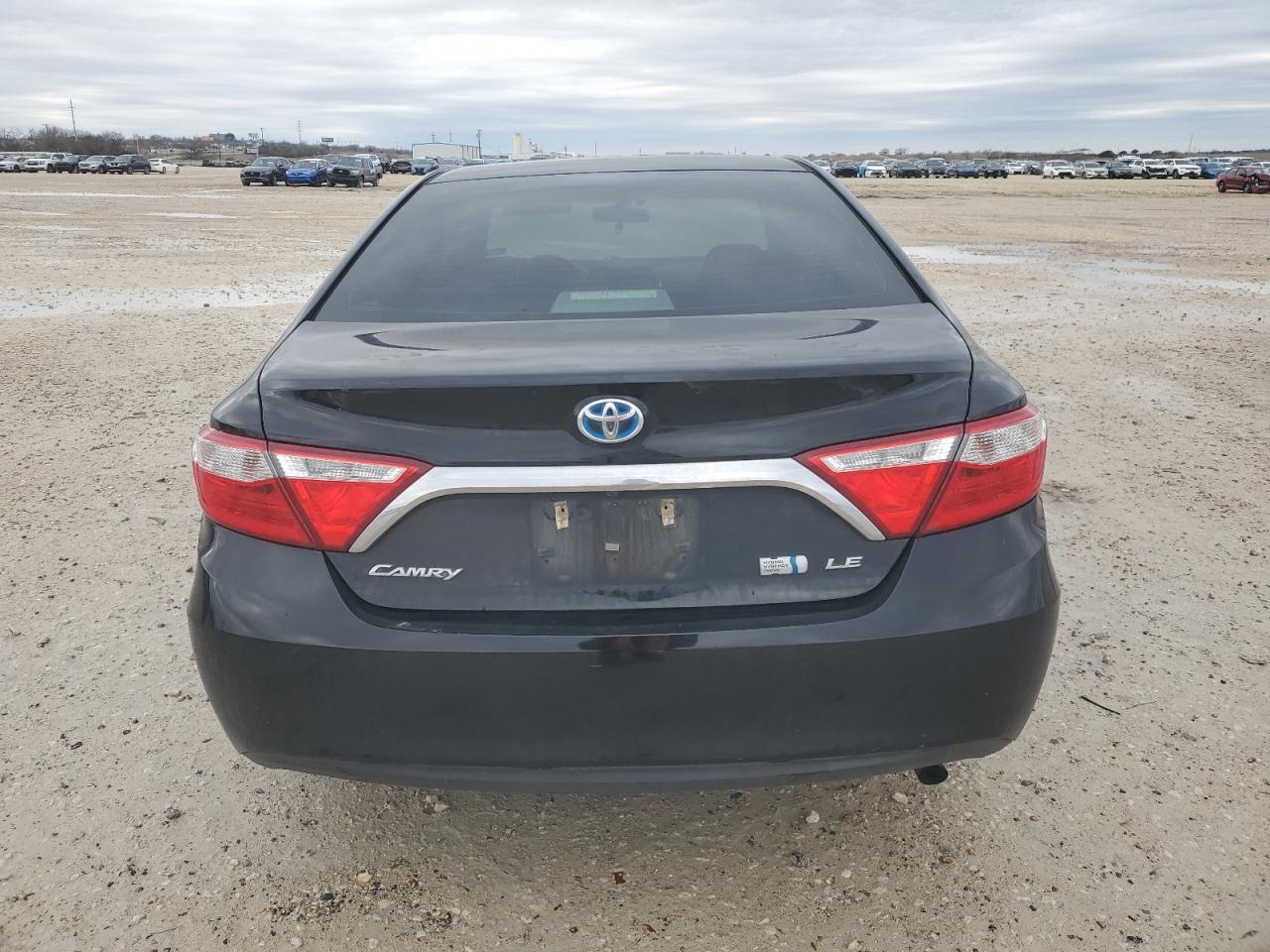 2017 Toyota Camry - Image 6