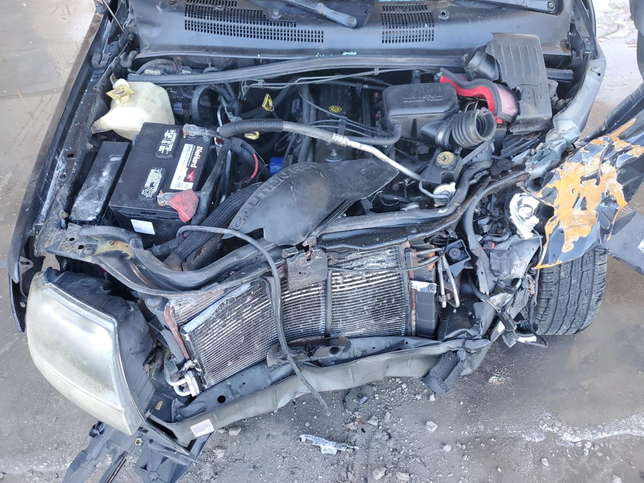 2004 Jeep Grand Cherokee - Image 12