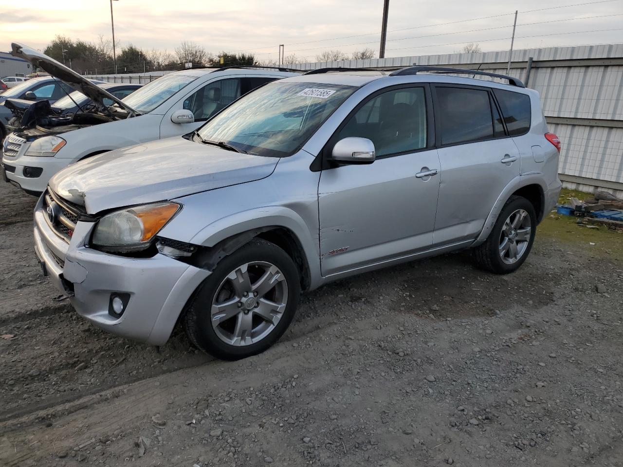 2009 Toyota RAV 4 - Image 1