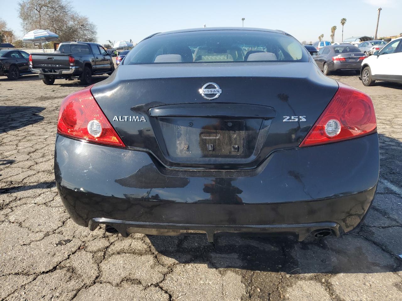 2011 Nissan Altima - Image 6