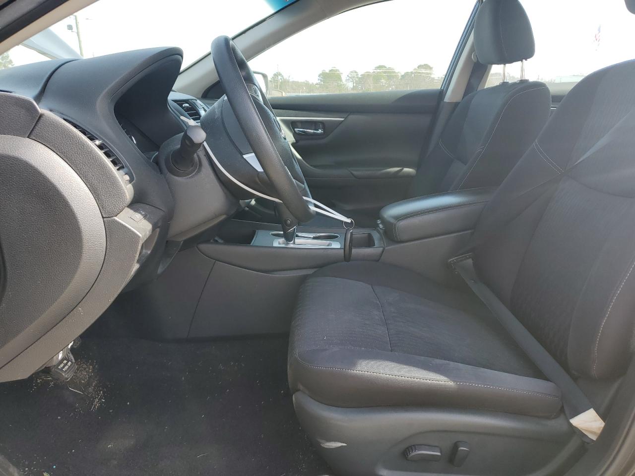 2018 Nissan Altima - Image 7