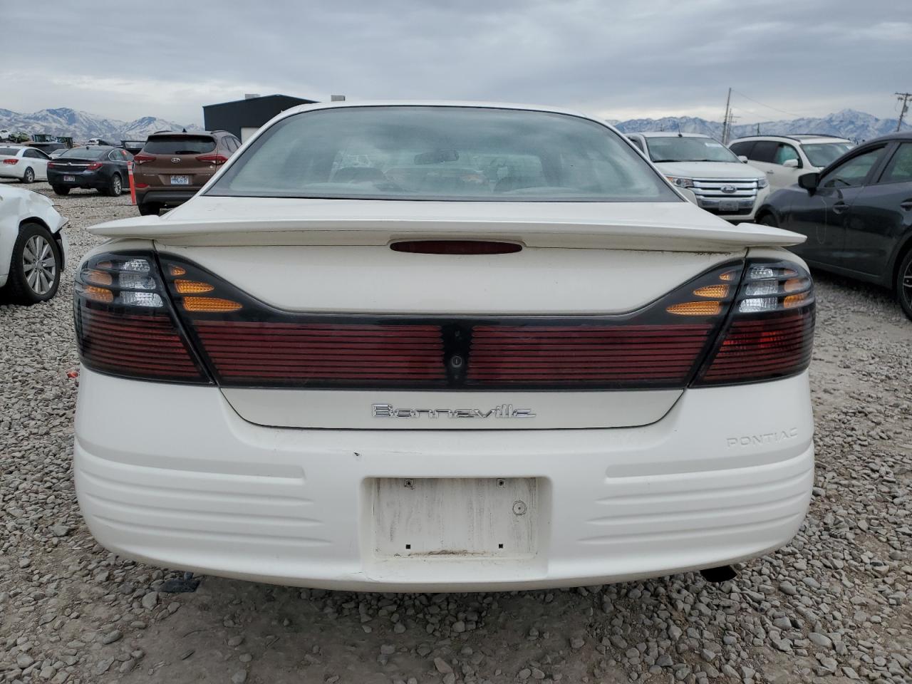 2002 Pontiac Bonneville - Image 6