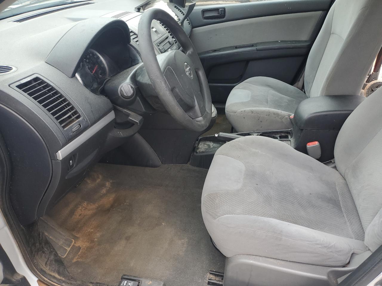 2012 Nissan Sentra - Image 7