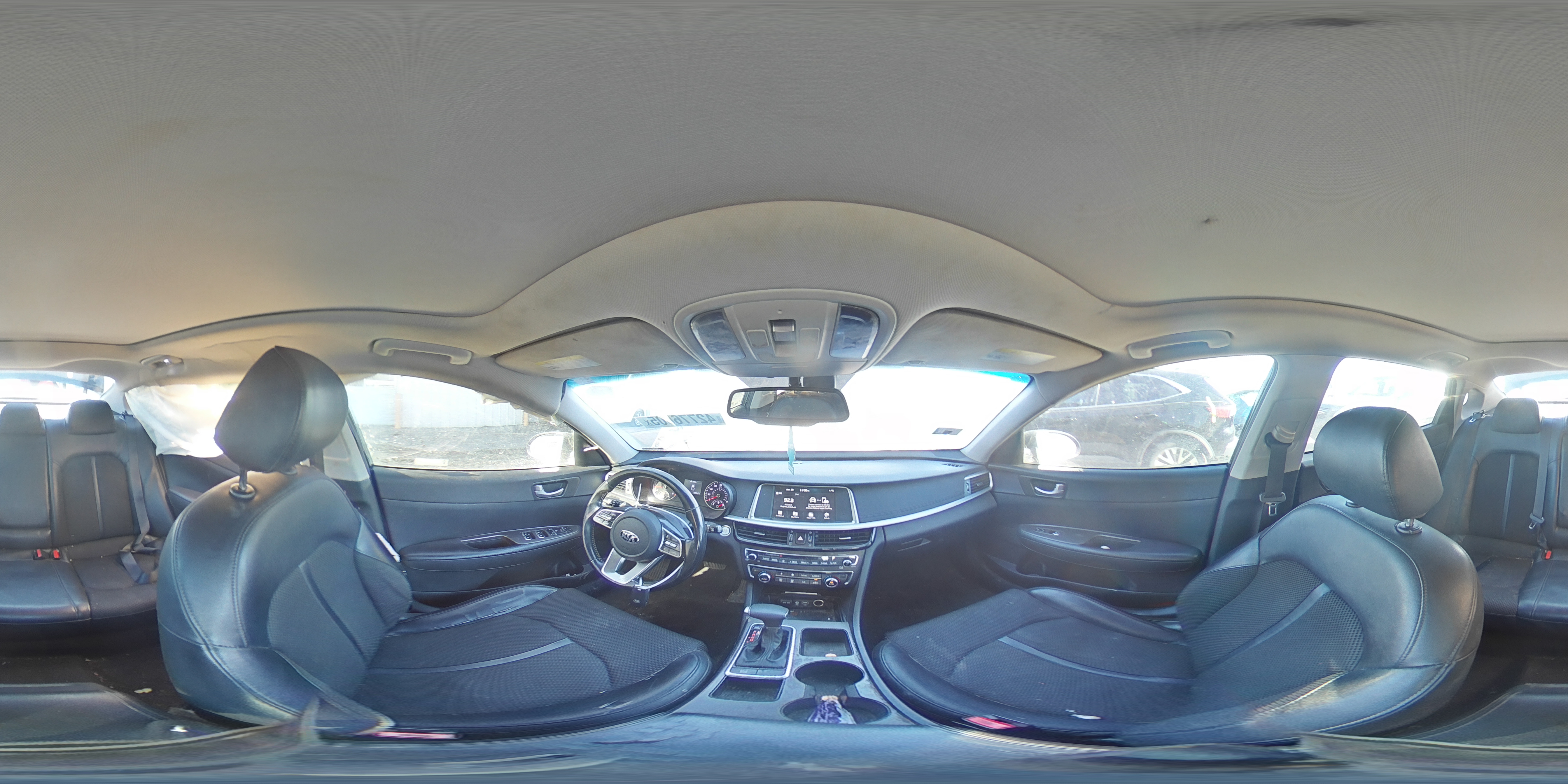 2019 Kia Optima - Image 13