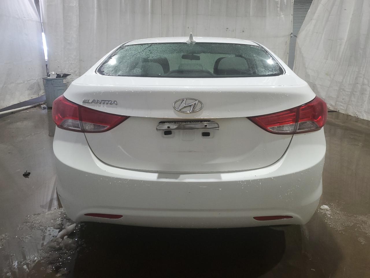 2013 Hyundai Elantra - Image 6