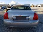 2005 Lincoln Town Car Signature Limited zu verkaufen in Madisonville, TN - Side