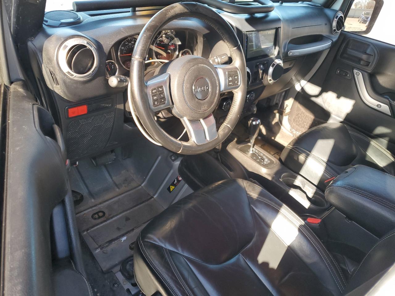 2016 Jeep Wrangler - Image 8