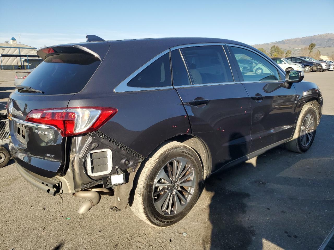 VIN 5J8TB4H75GL006046 2016 ACURA RDX no.3