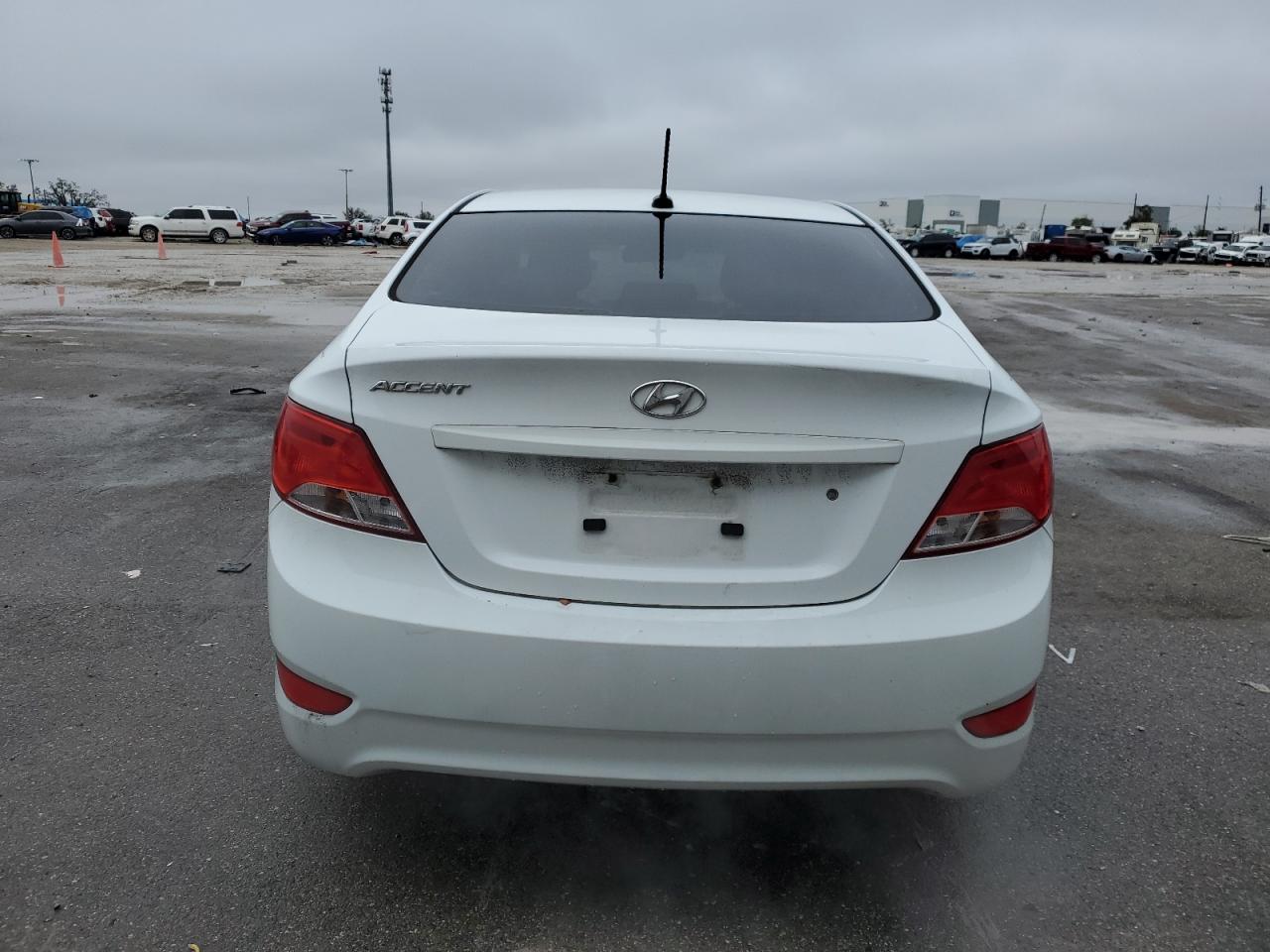 2016 Hyundai Accent - Image 6
