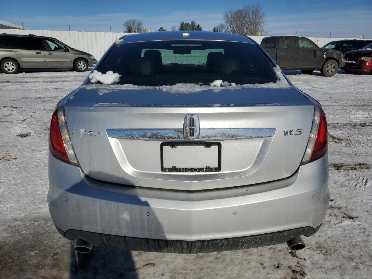 2011 Lincoln MKS - Image 6