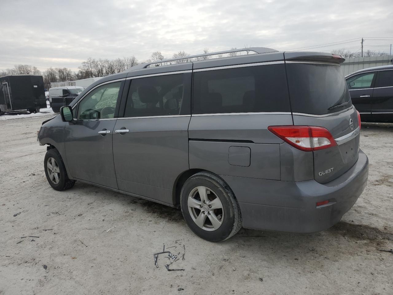 2017 Nissan Quest - Image 2