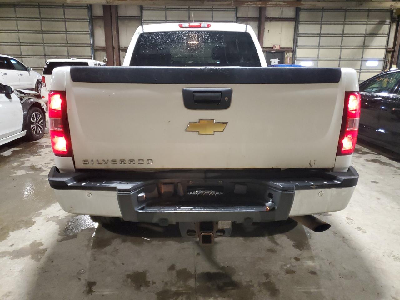 2011 Chevrolet Silverado - Image 6