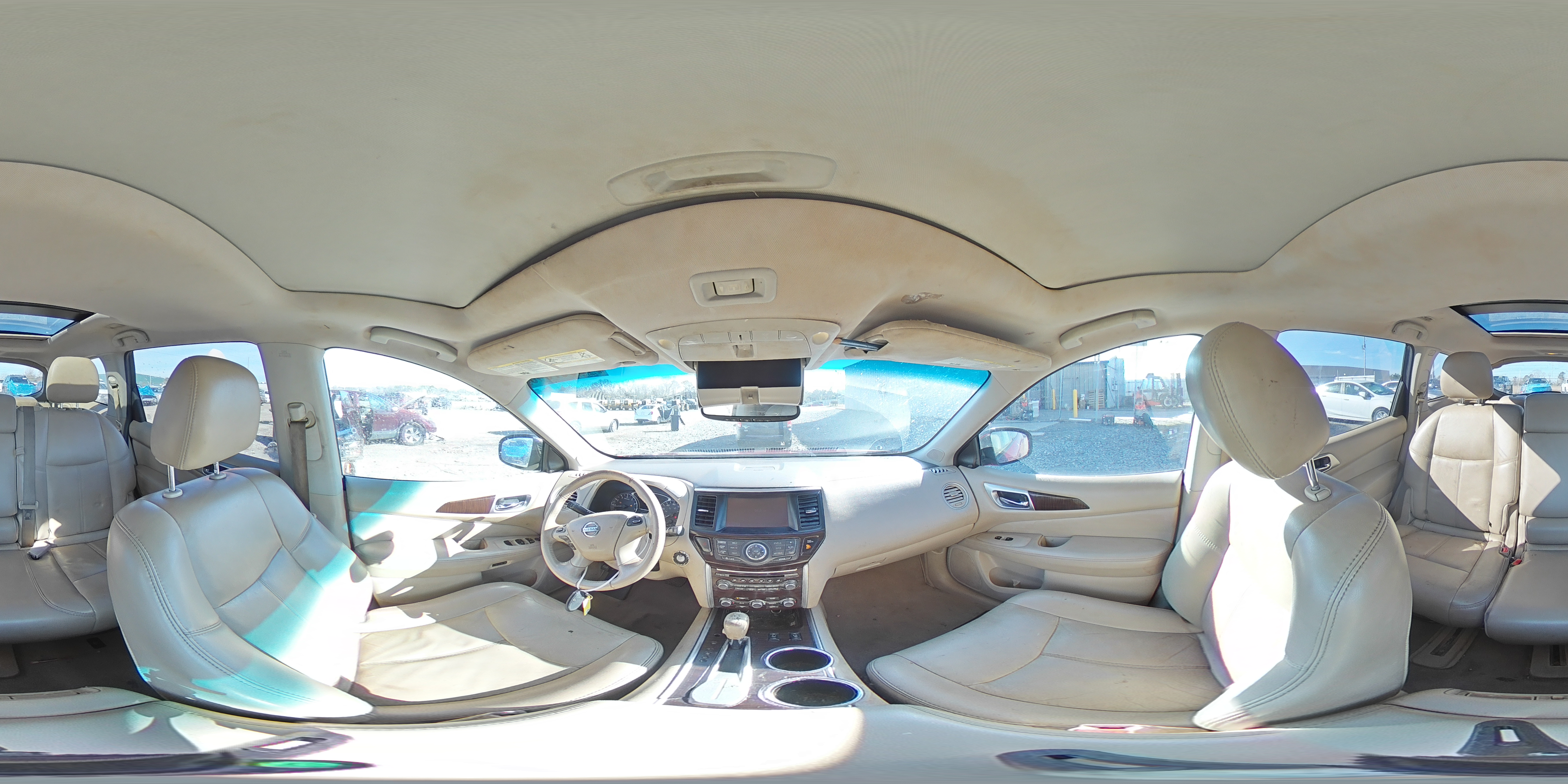 2015 Nissan Pathfinder - Image 15