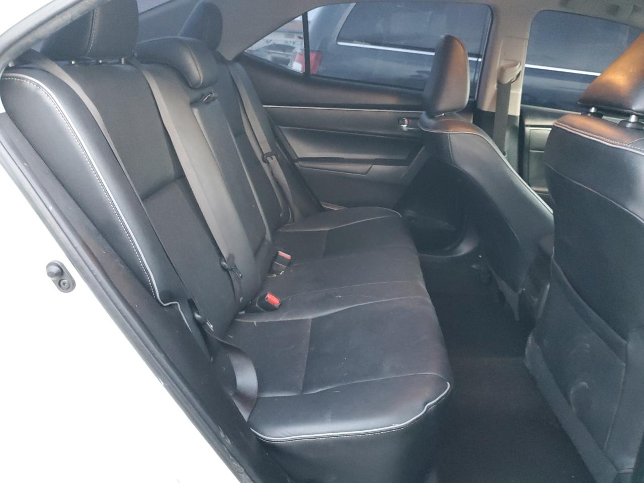 2018 Toyota Corolla - Image 10