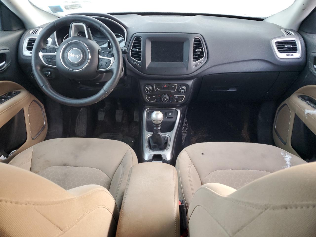 2018 Jeep Compass - Image 8