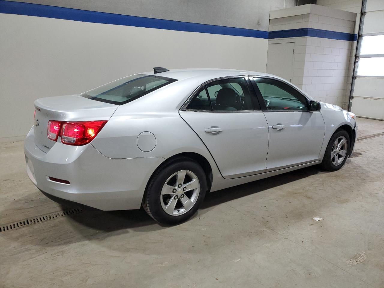 2015 Chevrolet Malibu - Image 3
