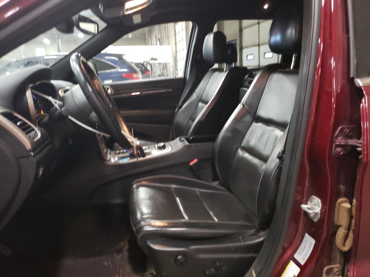 2017 Jeep Grand Cherokee - Image 7