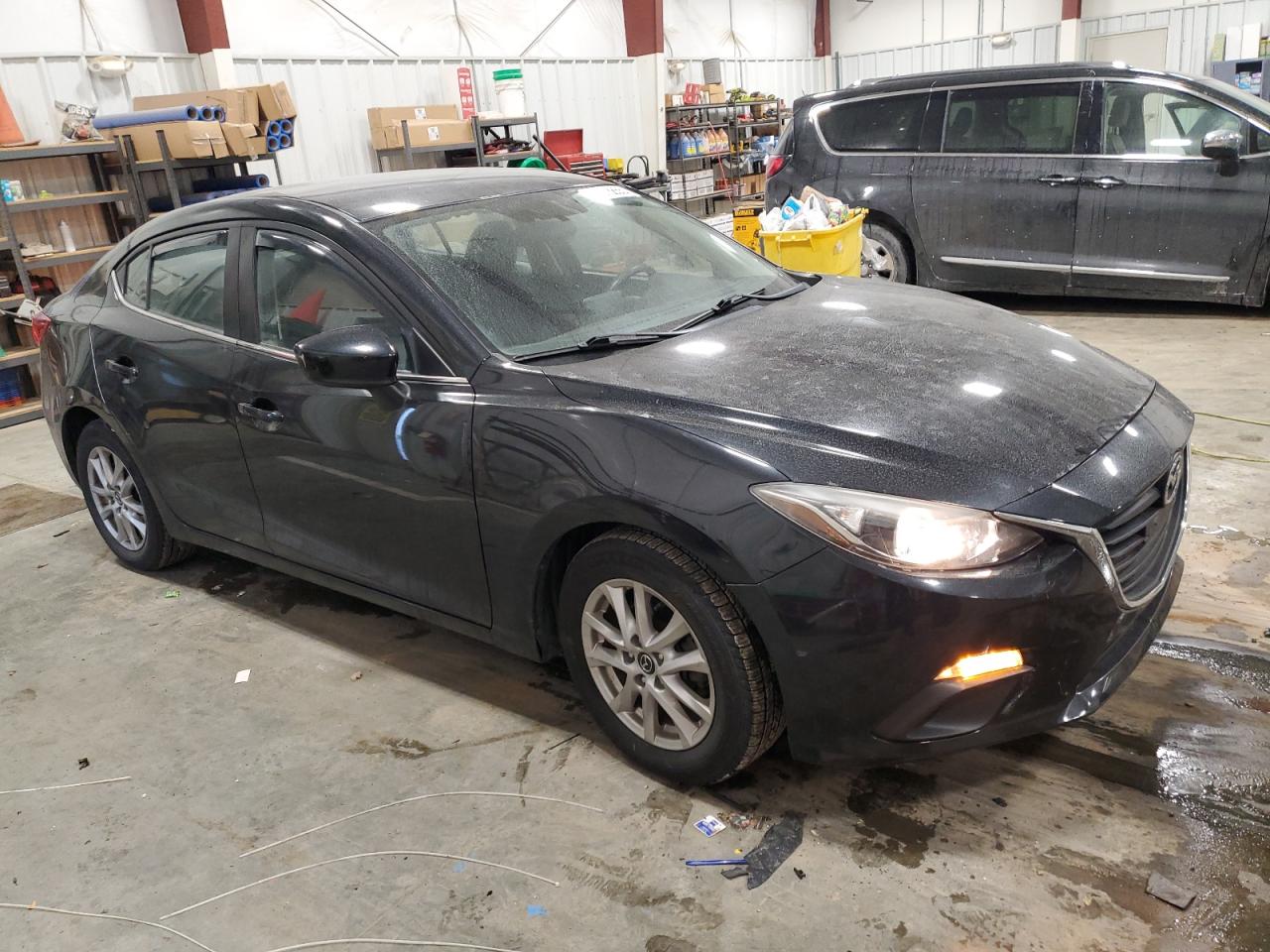 2016 Mazda 3 - Image 4
