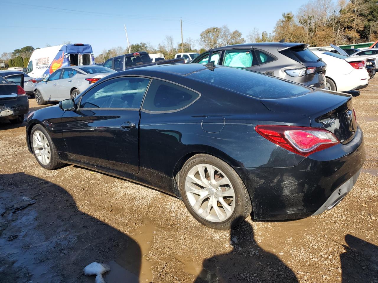 2014 Hyundai Genesis - Image 2