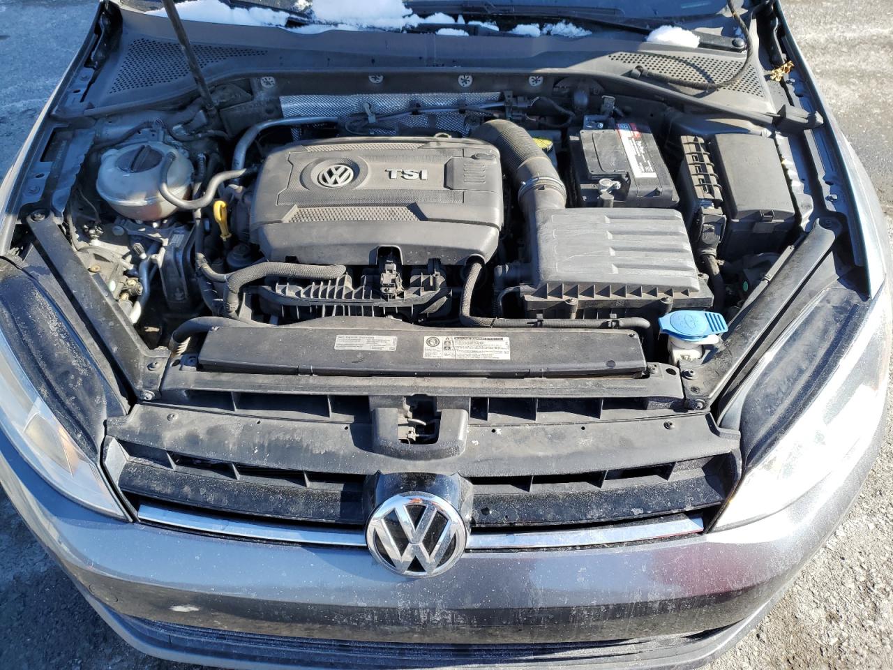 2016 Volkswagen Golf - Image 11