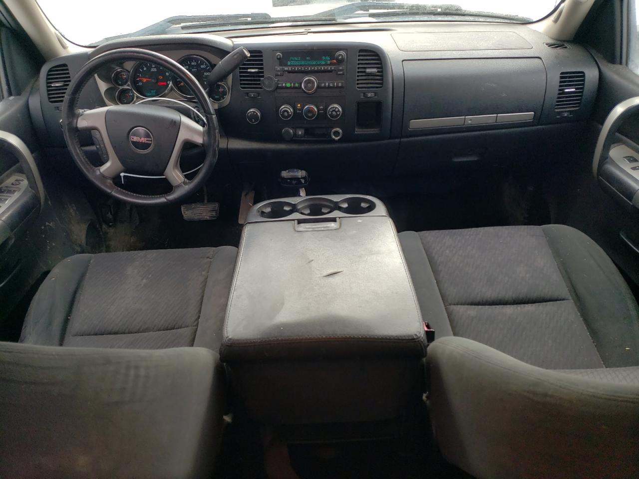 2009 GMC Sierra - Image 8