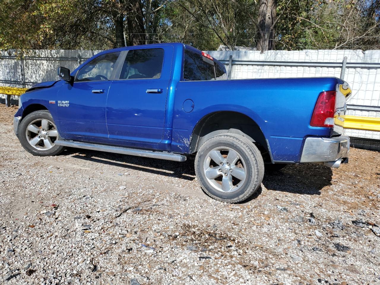 2017 RAM 1500 - Image 2