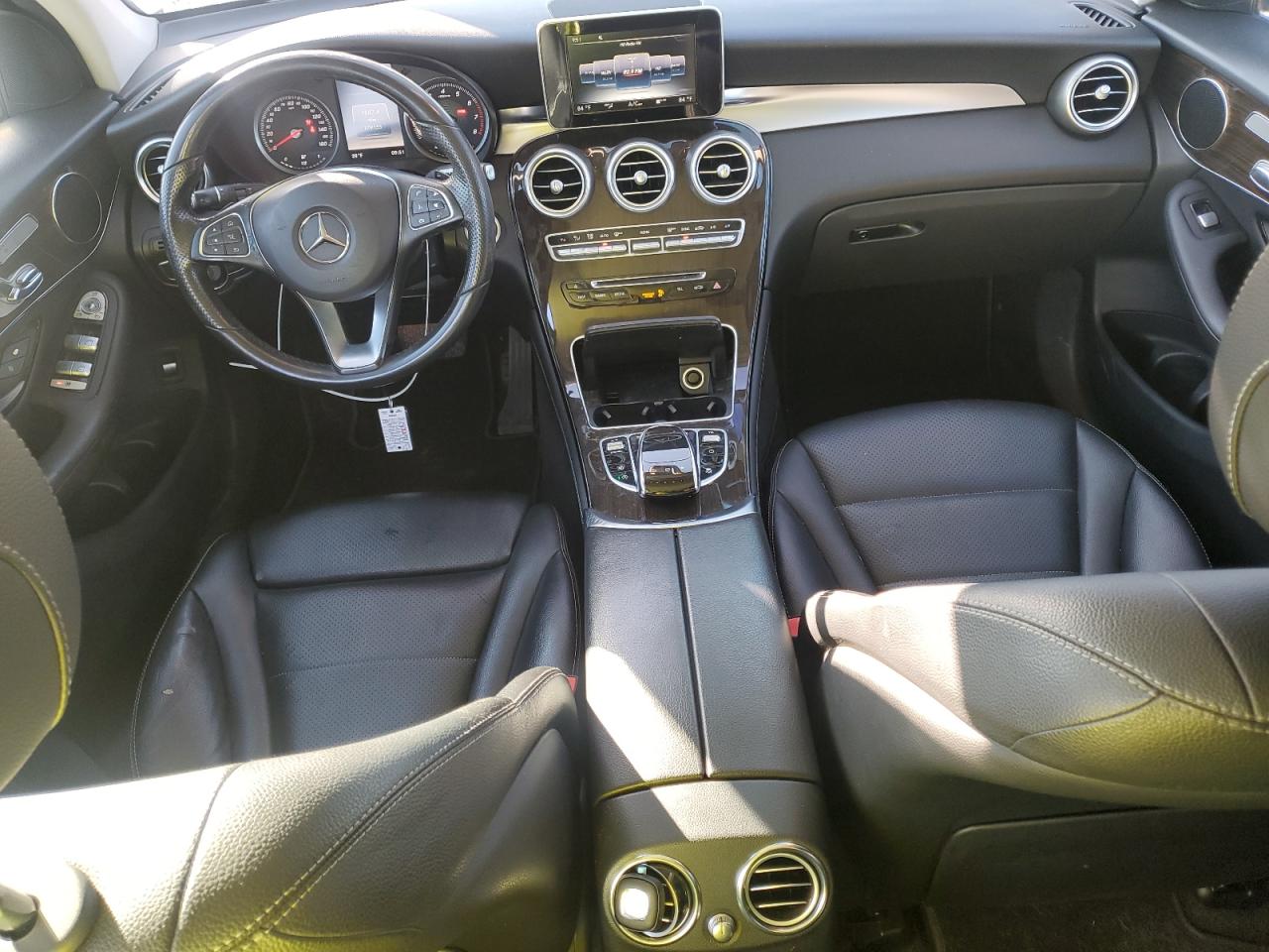 2016 Mercedes-Benz GLC - Image 8