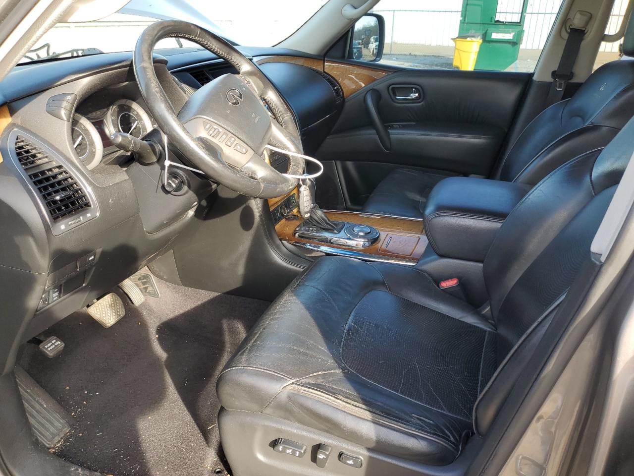2013 Infiniti QX56 - Image 7