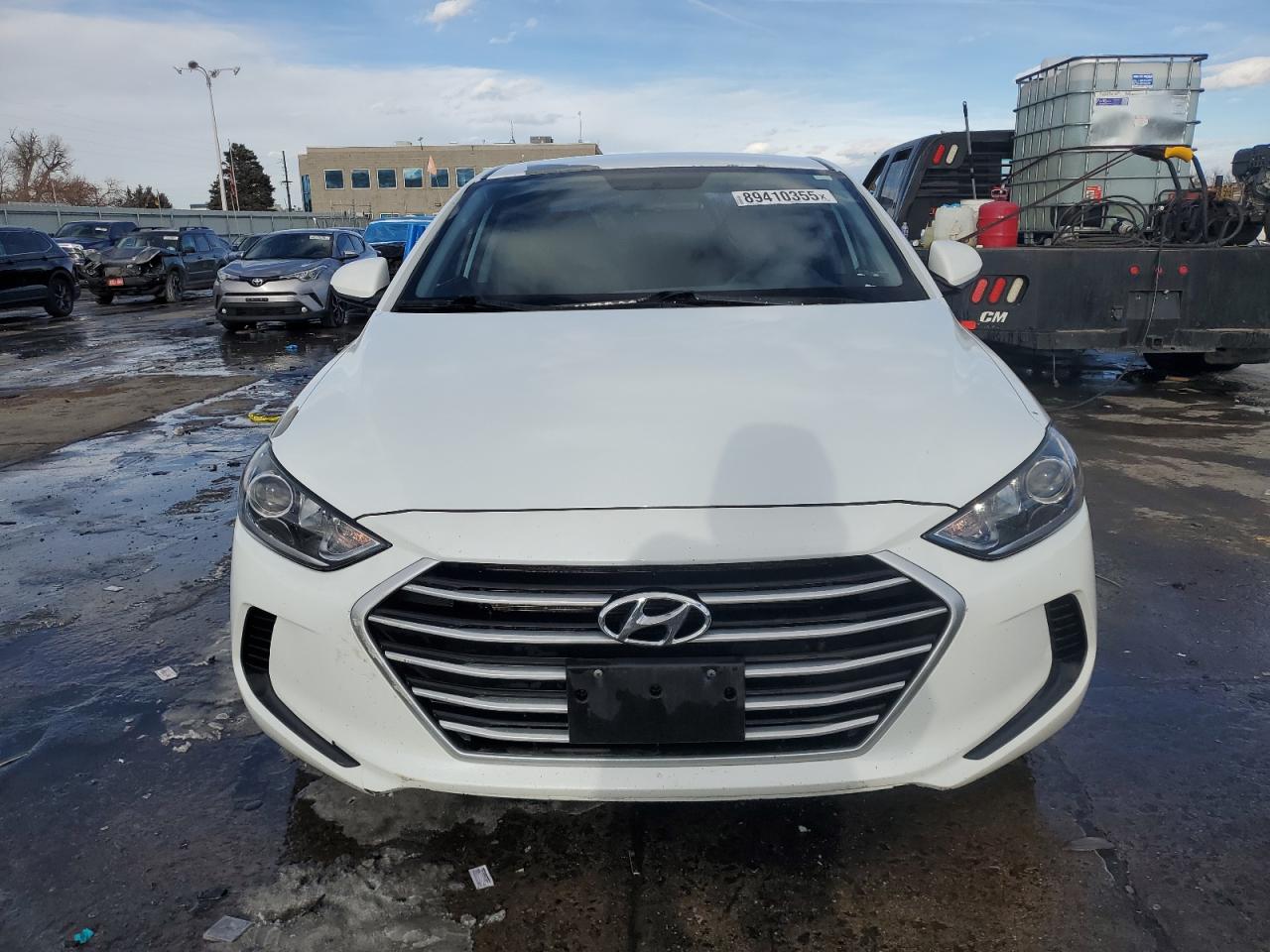 2018 Hyundai Elantra - Image 5