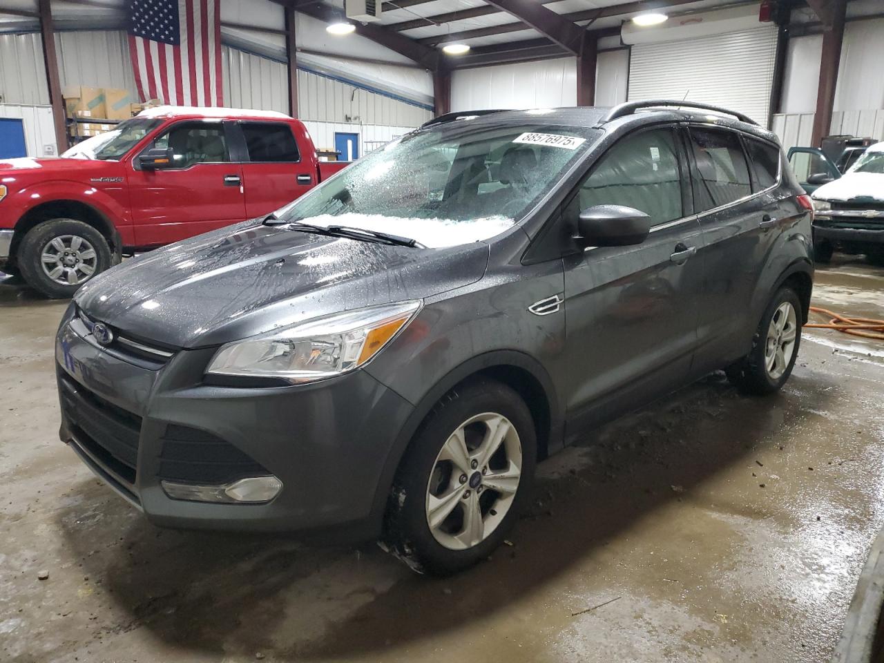 VIN 1FMCU0GX0FUC02340 2015 FORD ESCAPE no.1