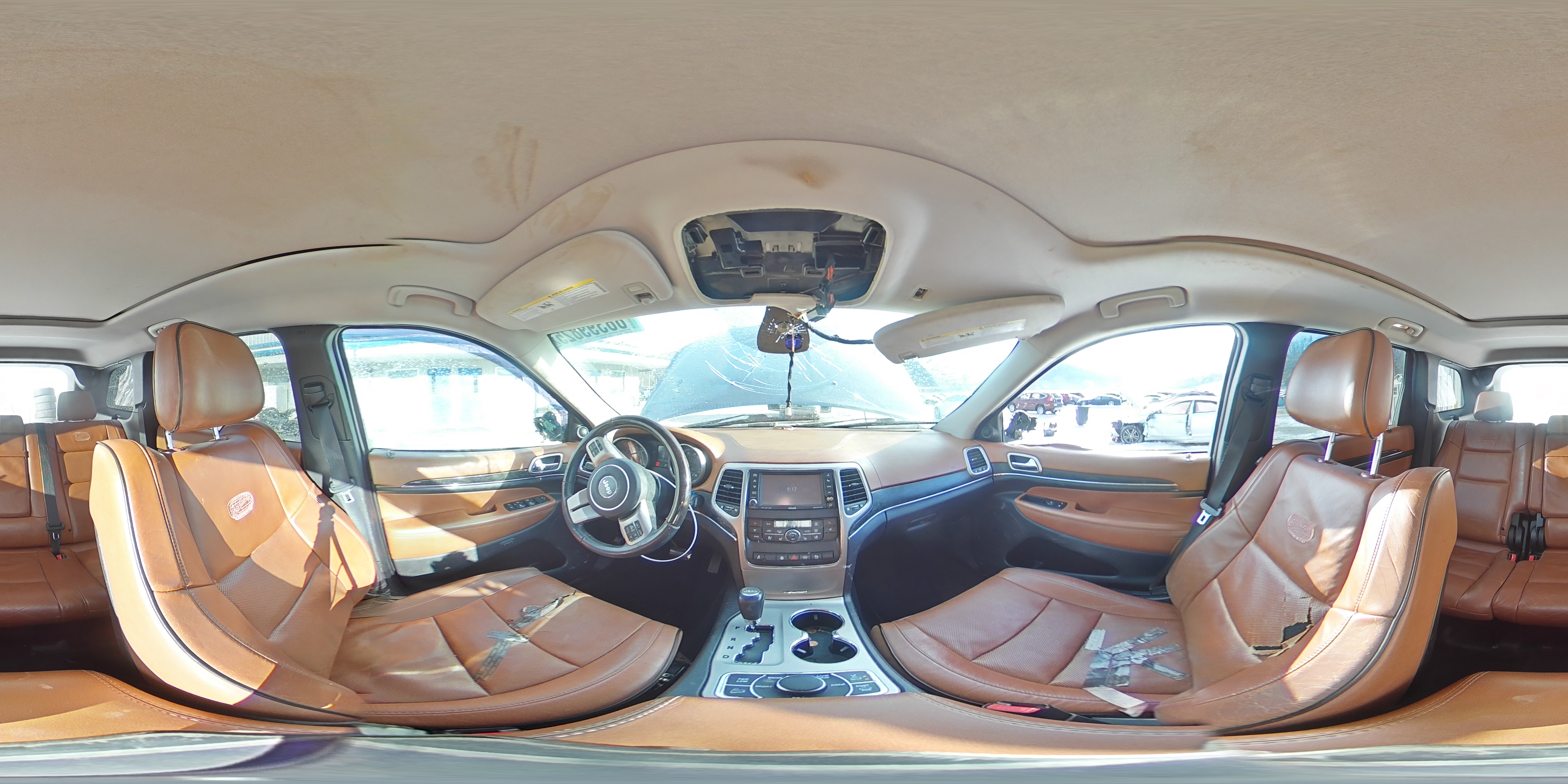 2012 Jeep Grand Cherokee - Image 13