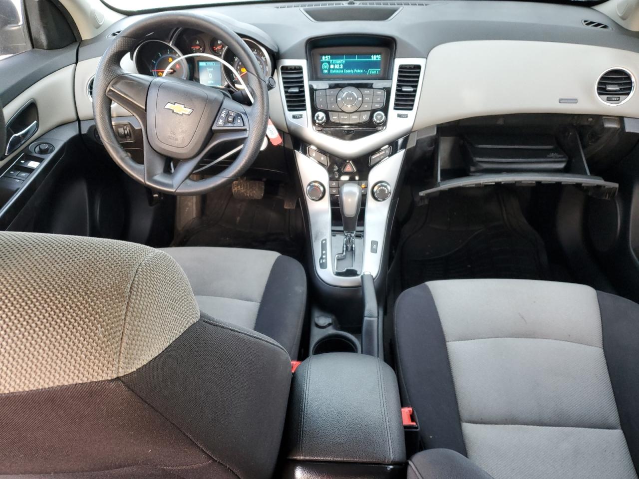 2014 Chevrolet Cruze - Image 8