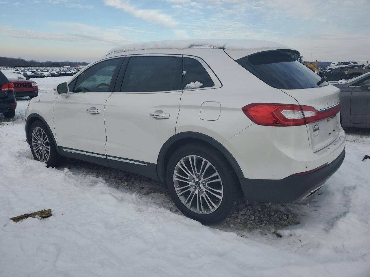 VIN 2LMTJ6LR8GBL53988 2016 LINCOLN MKX no.2