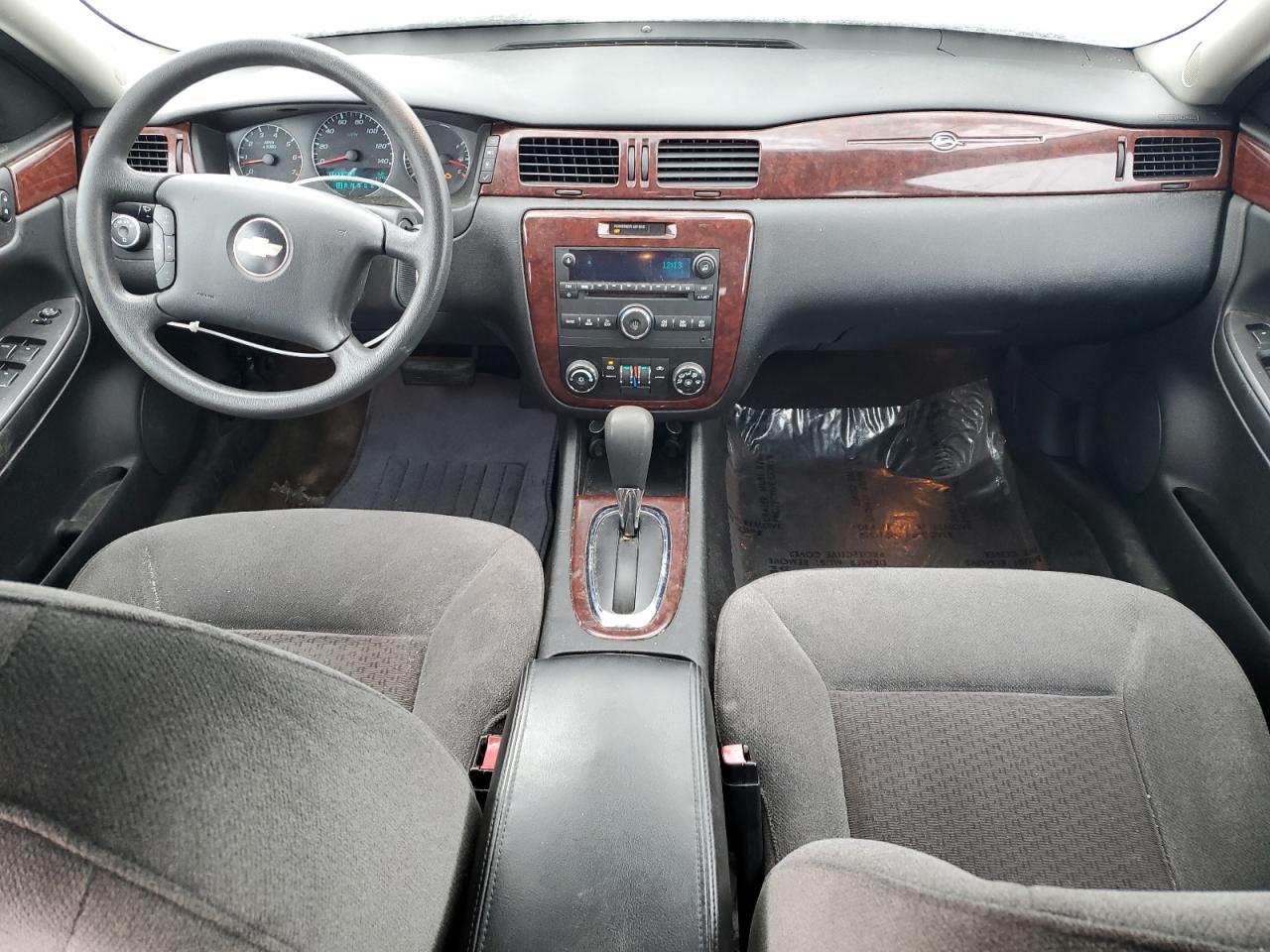 2008 Chevrolet Impala - Image 8